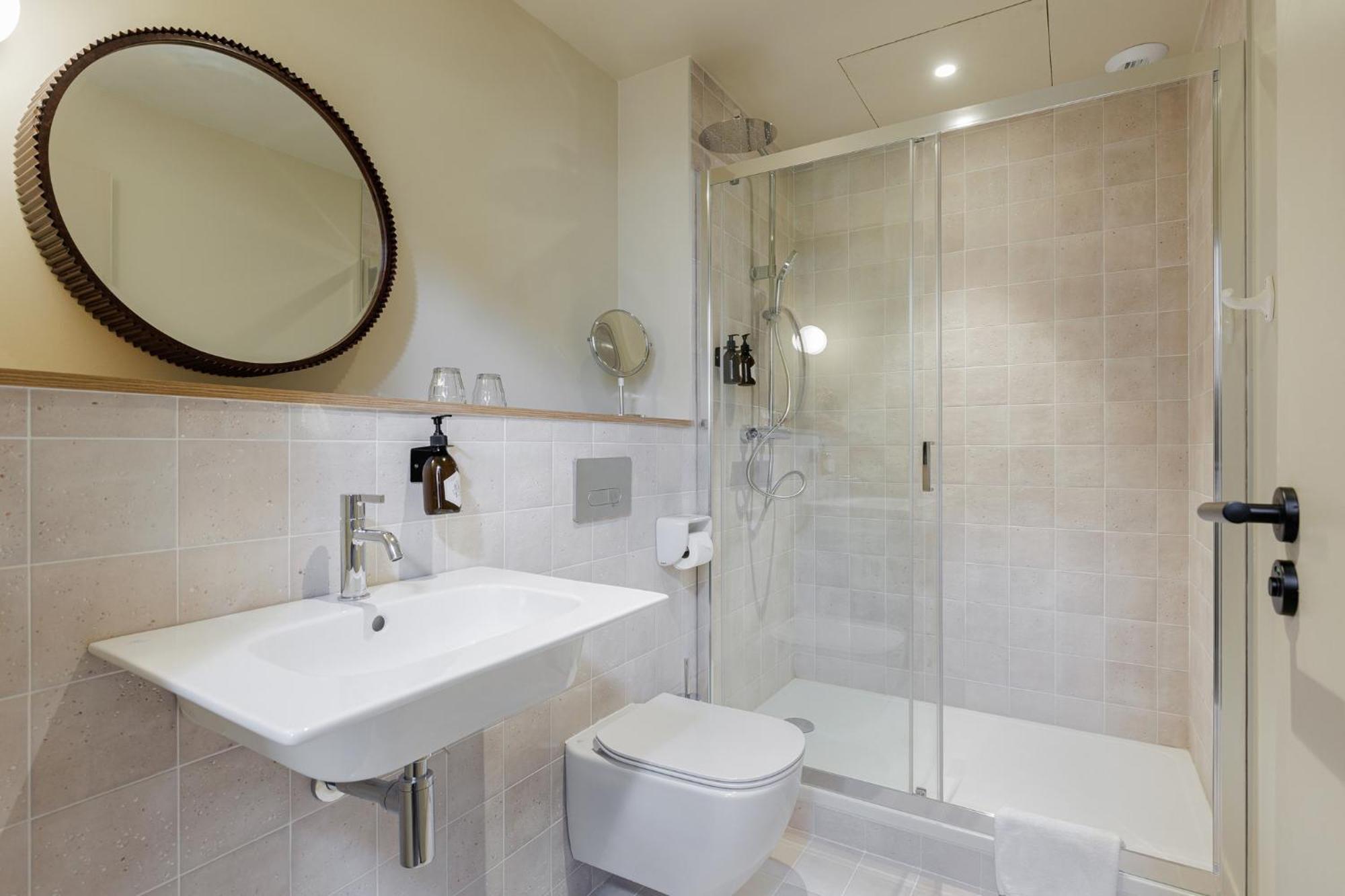 Hotel Des Sept - Entree Autonome, Reception En Ligne - Encore Mieux ออร์เลออง ภายนอก รูปภาพ